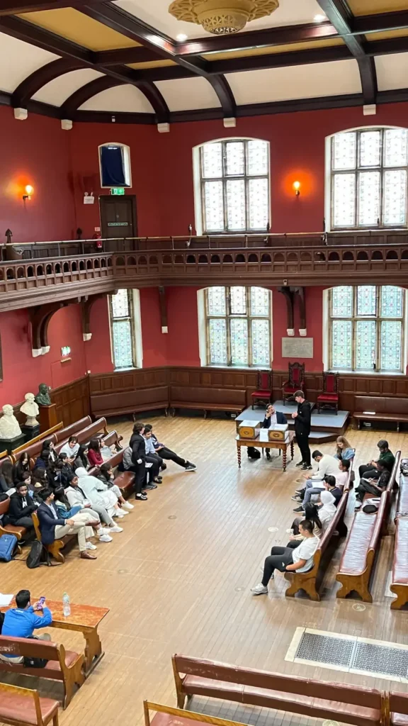 Debating chamber
